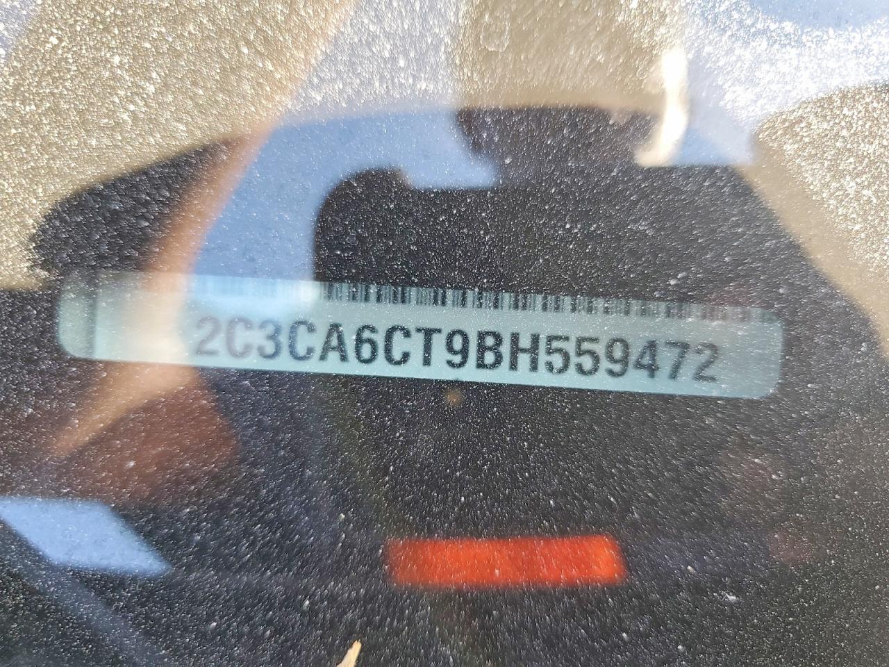 2011 CHRYSLER 300C photo 12