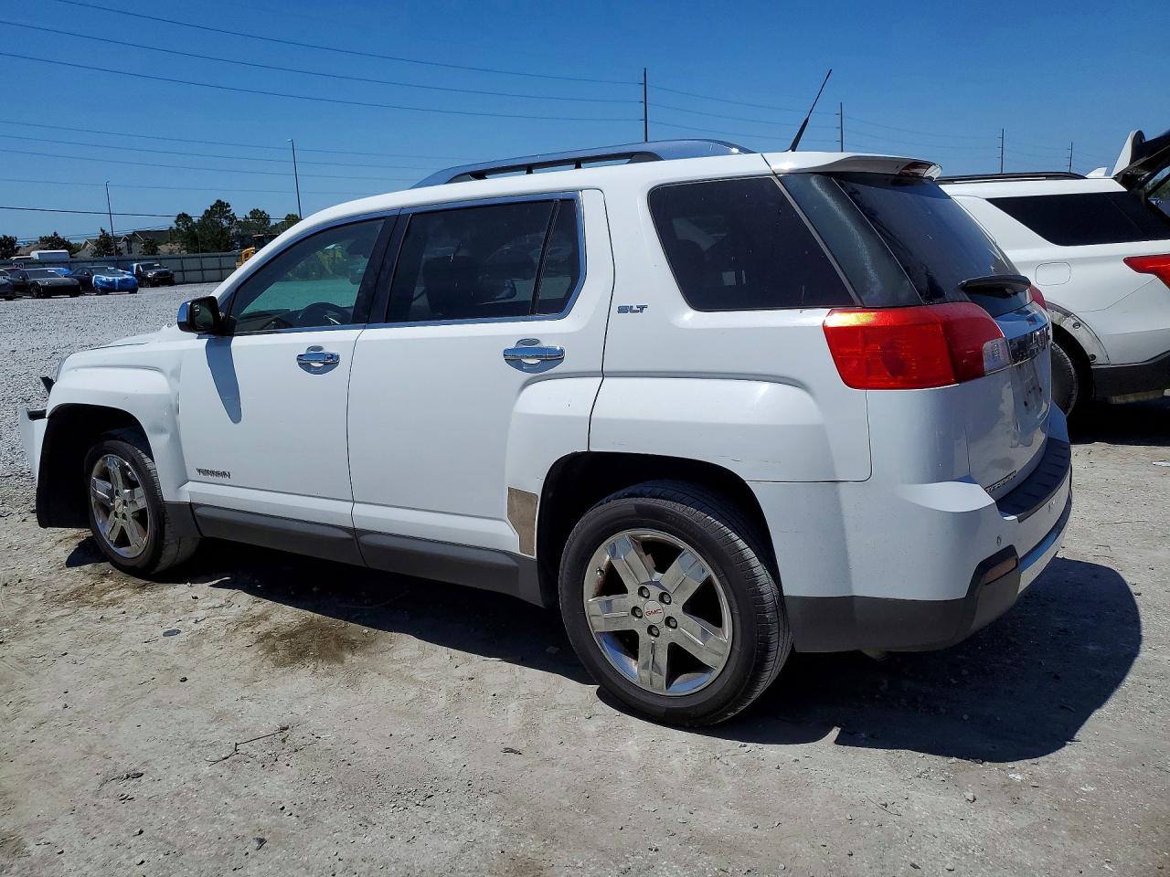 2012 GMC TERRAIN SLT photo 3