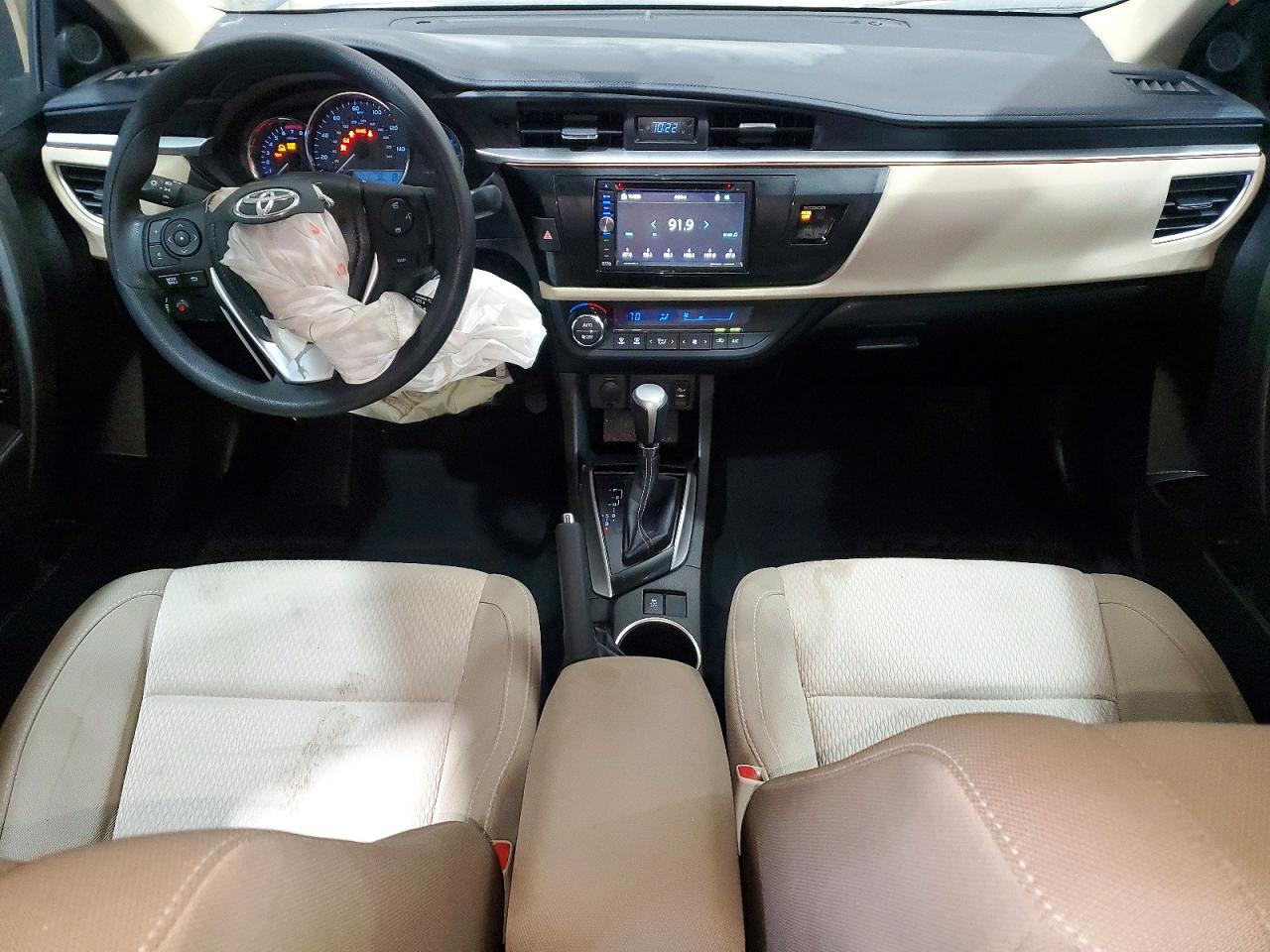 2015 TOYOTA COROLLA LE photo 8