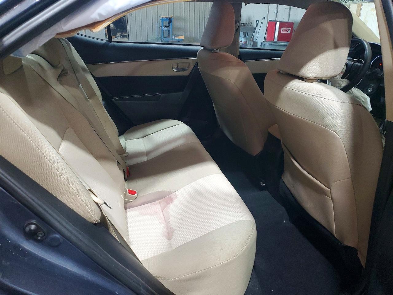 2015 TOYOTA COROLLA LE photo 10