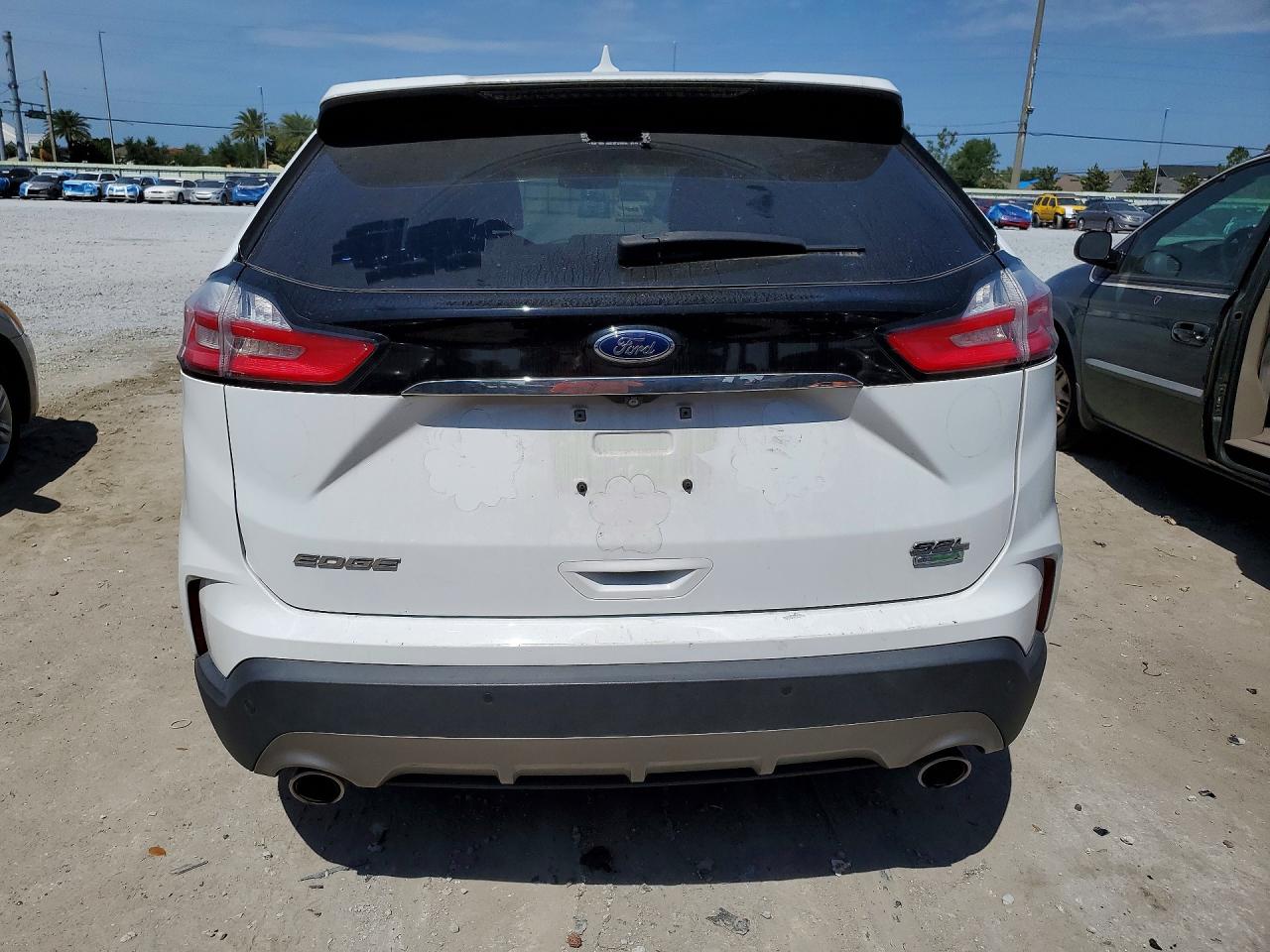 2019 FORD EDGE SEL photo 11