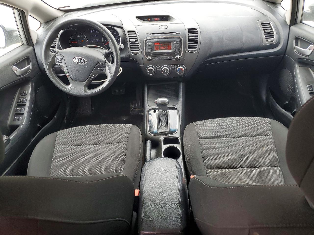 2017 KIA FORTE LX photo 22