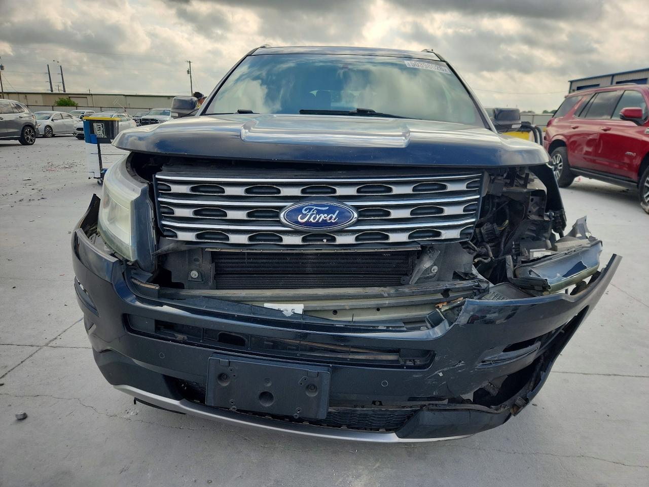 2016 FORD EXPLORER XLT photo 9