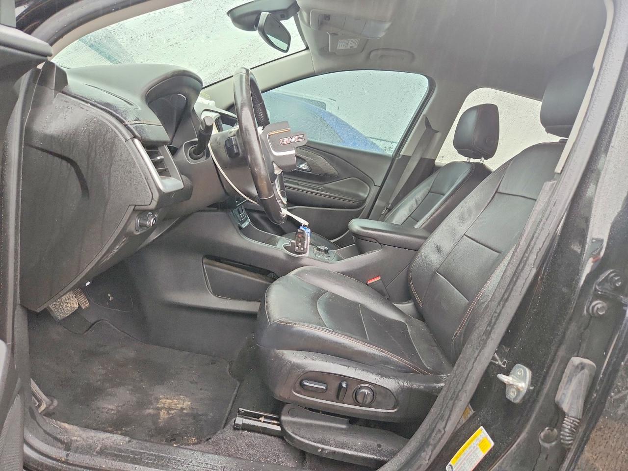 2020 GMC TERRAIN SLT photo 13