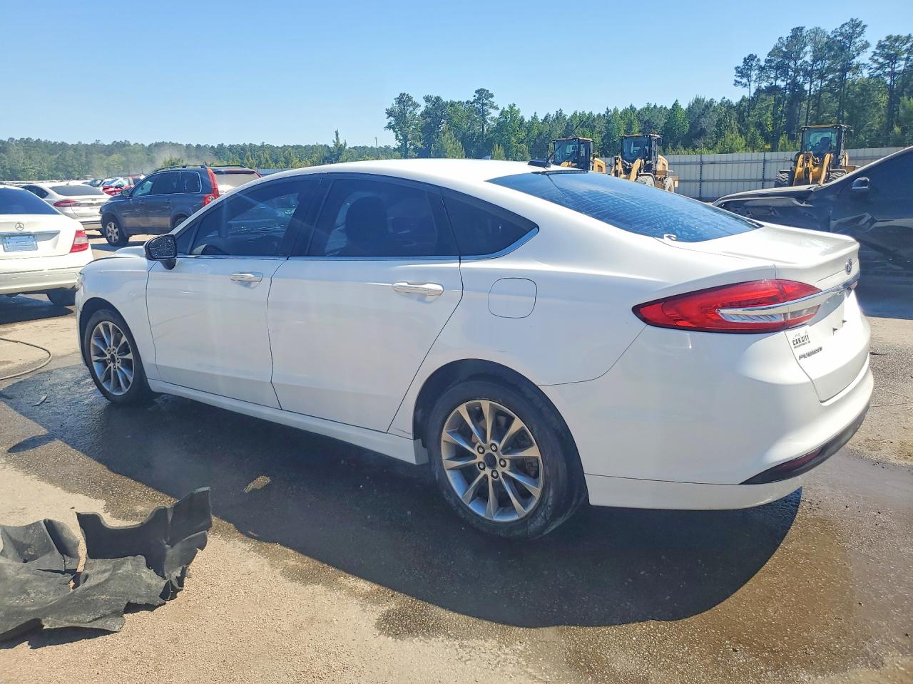 2017 FORD FUSION SE photo 3