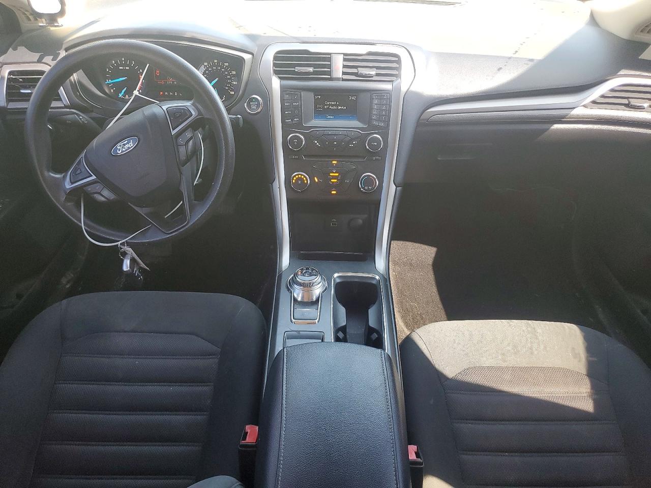2017 FORD FUSION SE photo 15