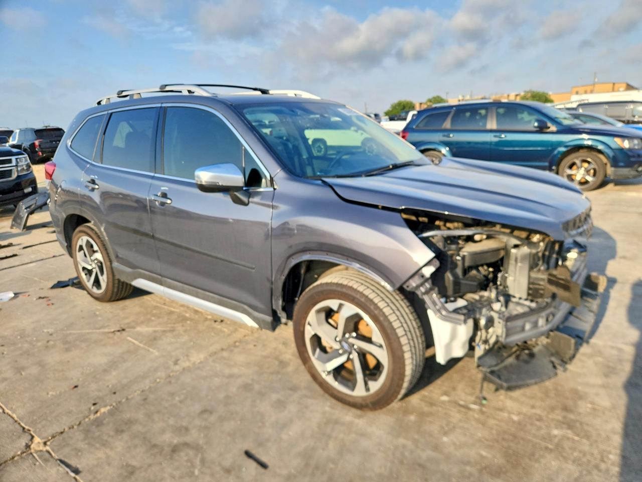 2022 SUBARU FORESTER TOURING photo 4