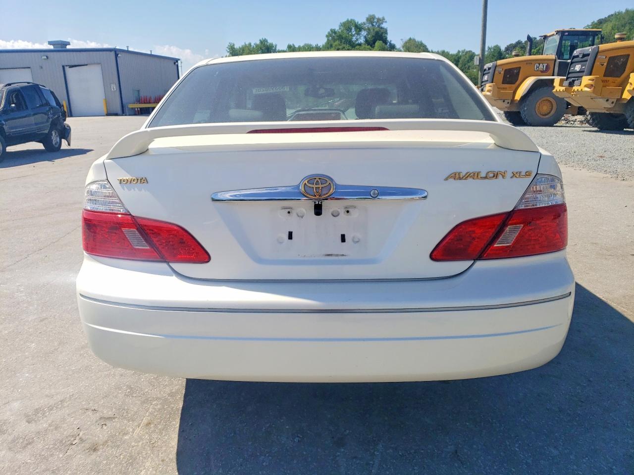 2004 TOYOTA AVALON XLS photo 11