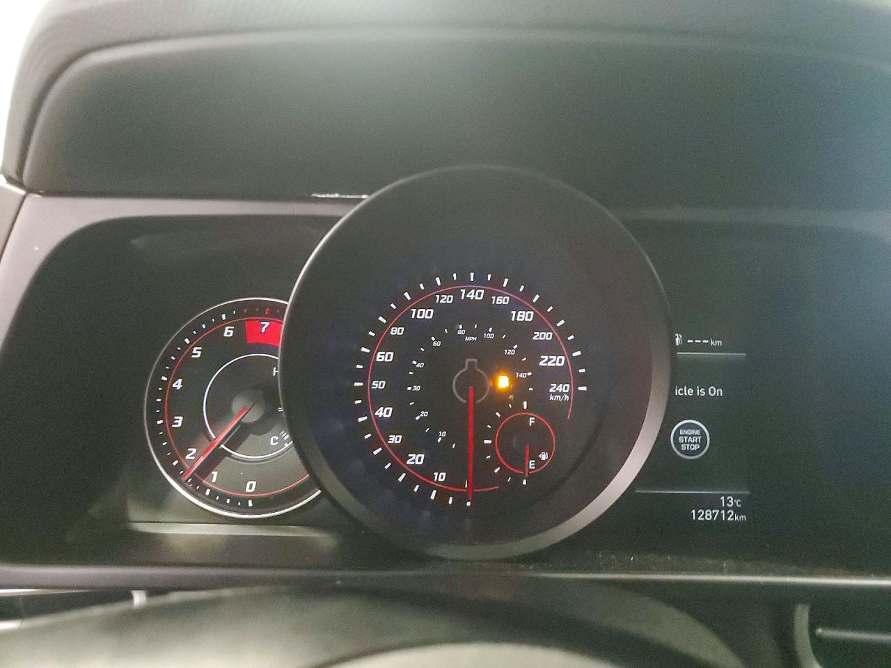 2022 HYUNDAI ELANTRA SEL photo 25