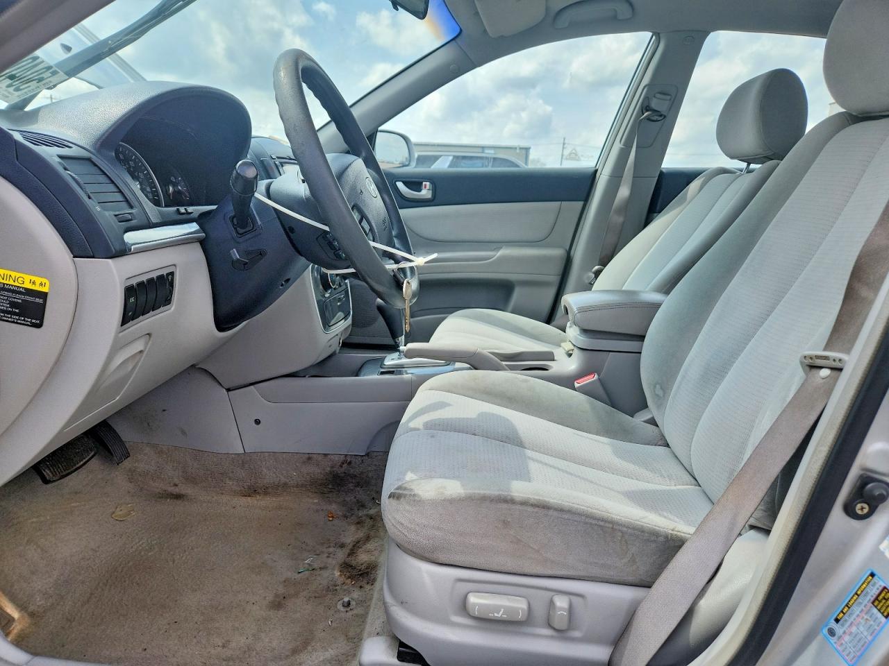 2008 HYUNDAI SONATA GLS photo 19