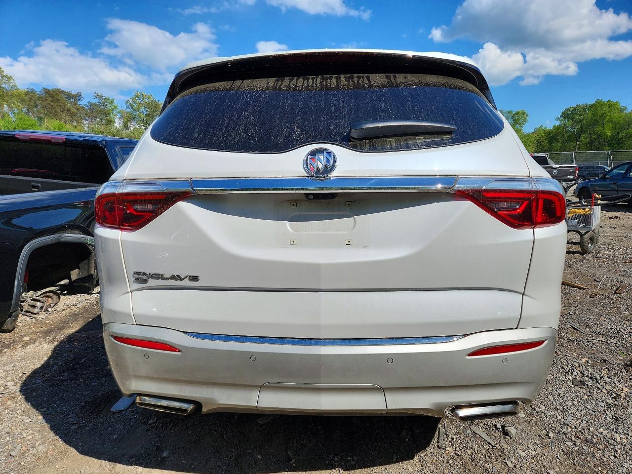 2022 BUICK ENCLAVE PREMIUM photo 16