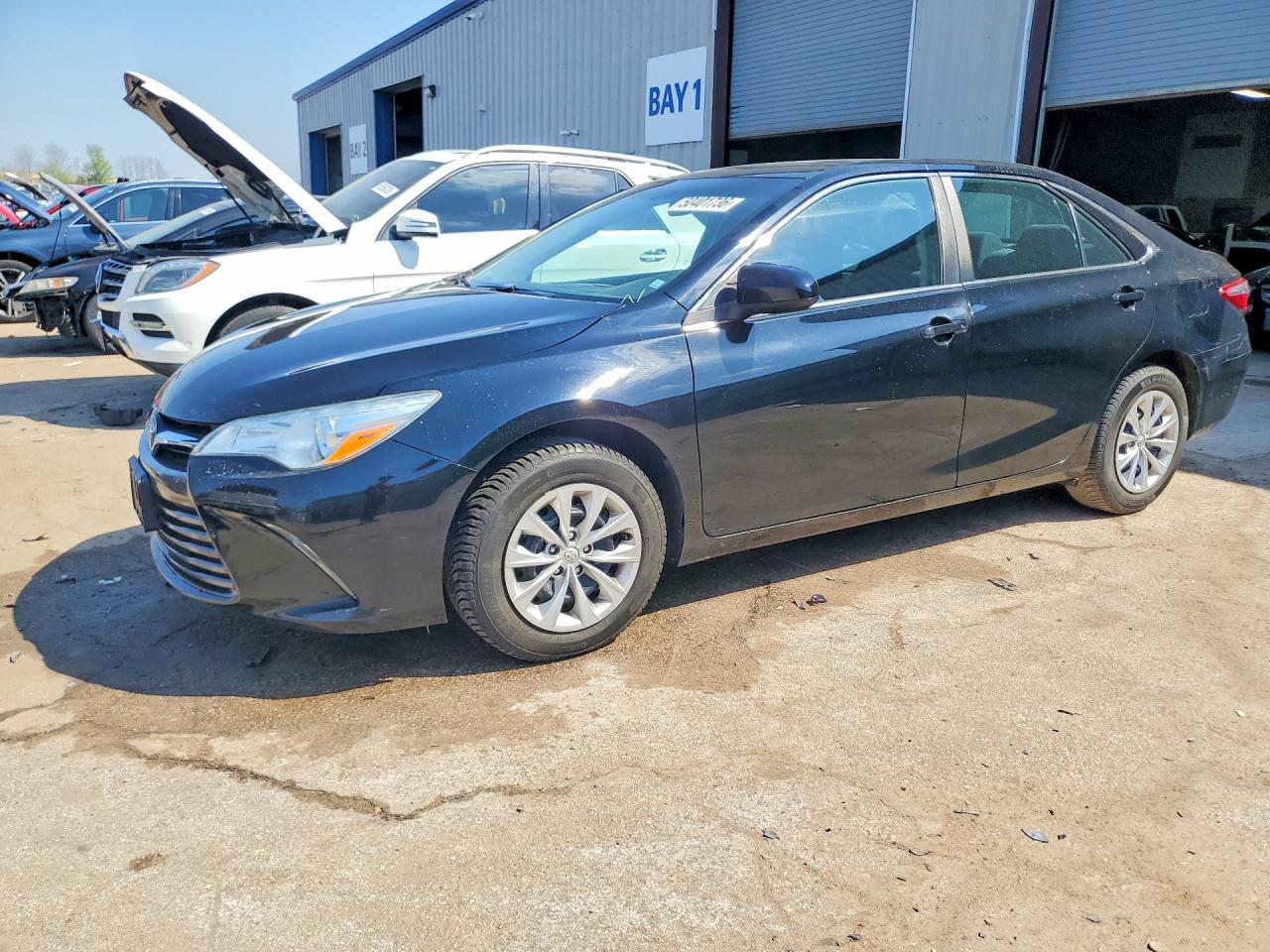 2015 TOYOTA CAMRY