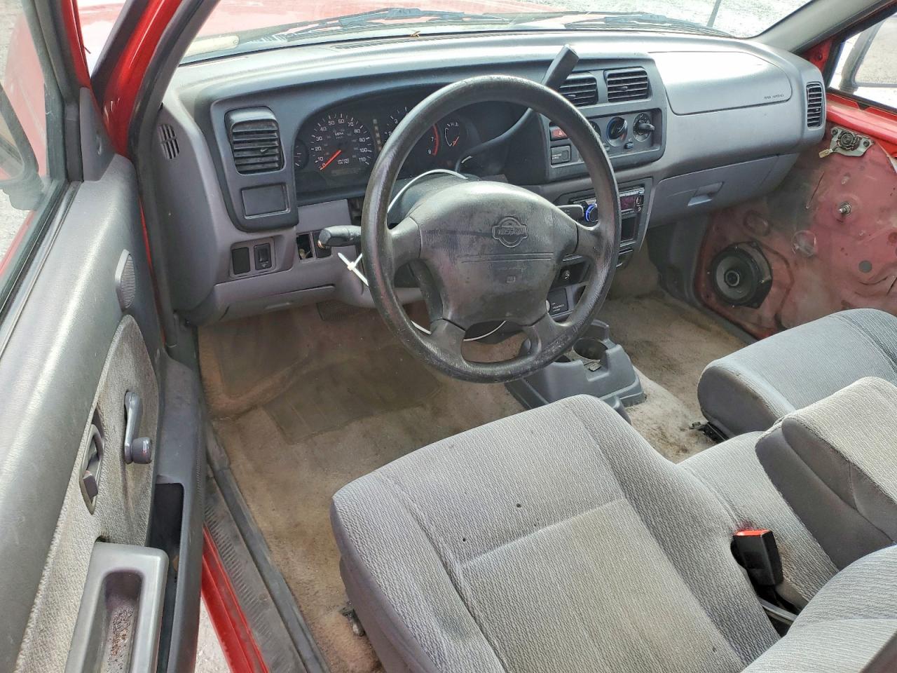 2000 NISSAN FRONTIER KING CAB XE photo 15