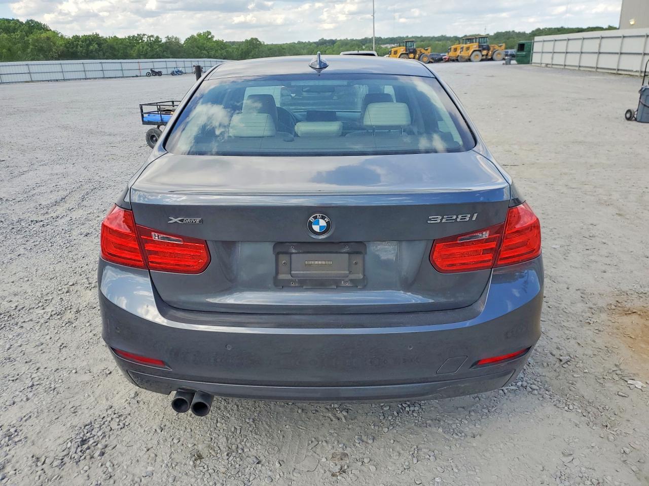 2015 BMW 328 XI SULEV photo 16