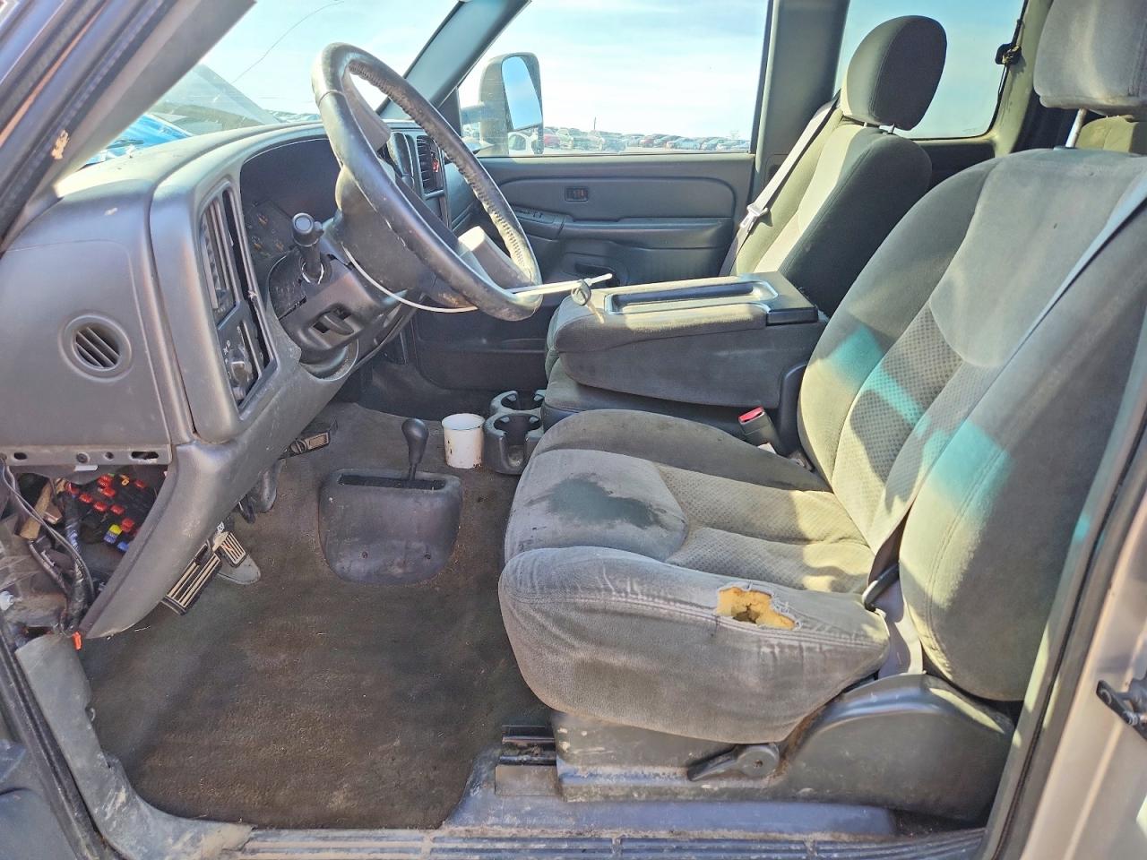 2004 CHEVROLET SILVERADO K1500 photo 13