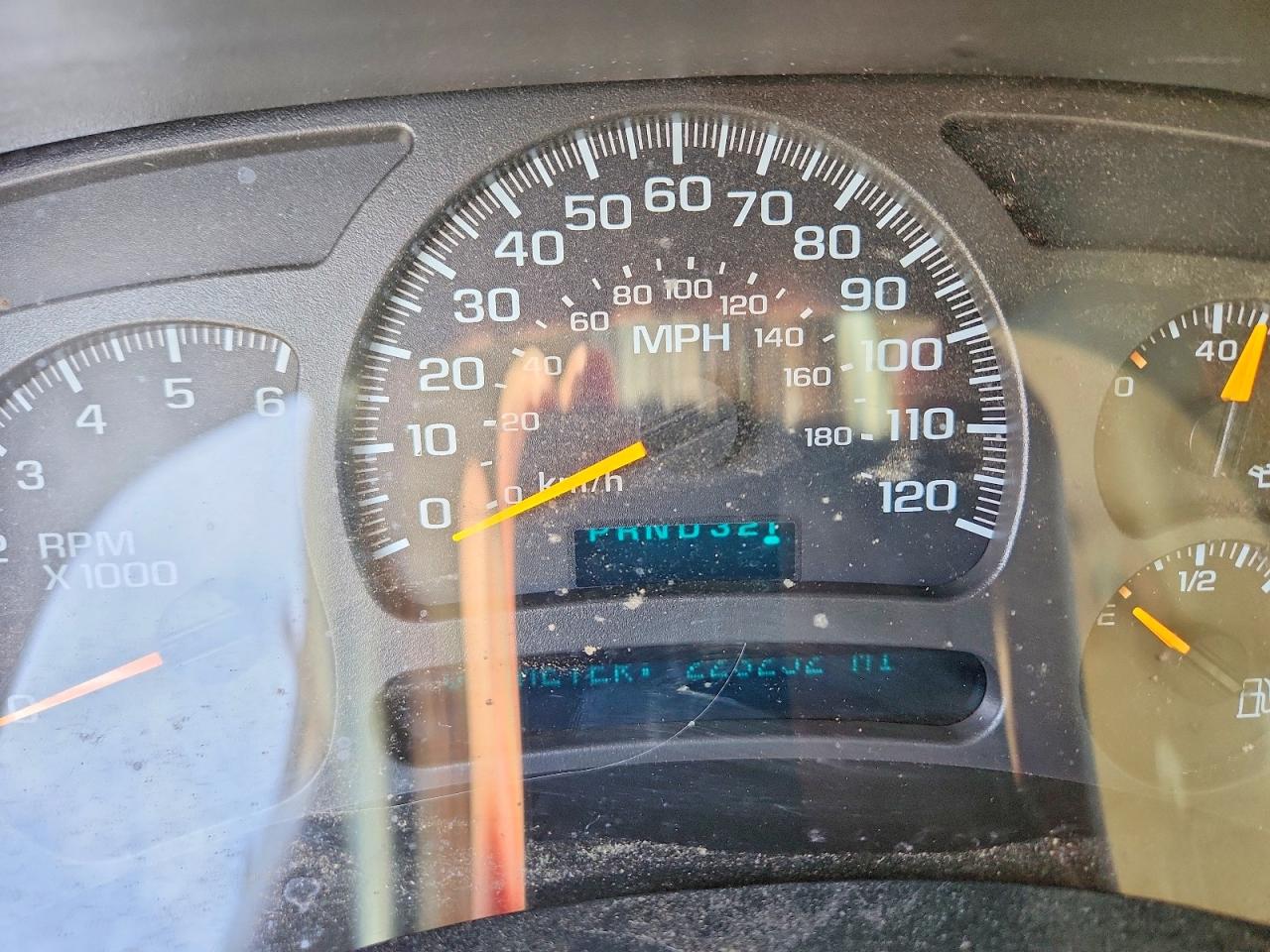 2004 CHEVROLET SILVERADO K1500 photo 17