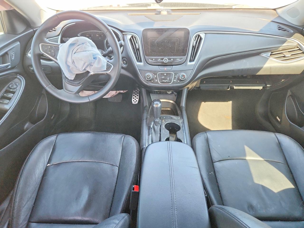 2016 CHEVROLET MALIBU LT photo 8
