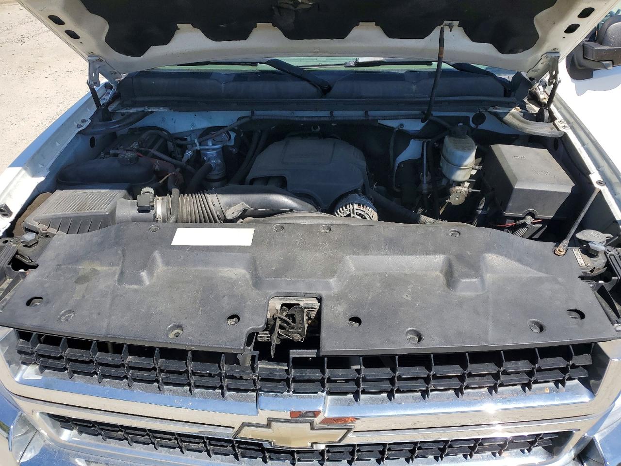 2010 CHEVROLET SILVERADO C2500 HEAVY DUTY photo 11