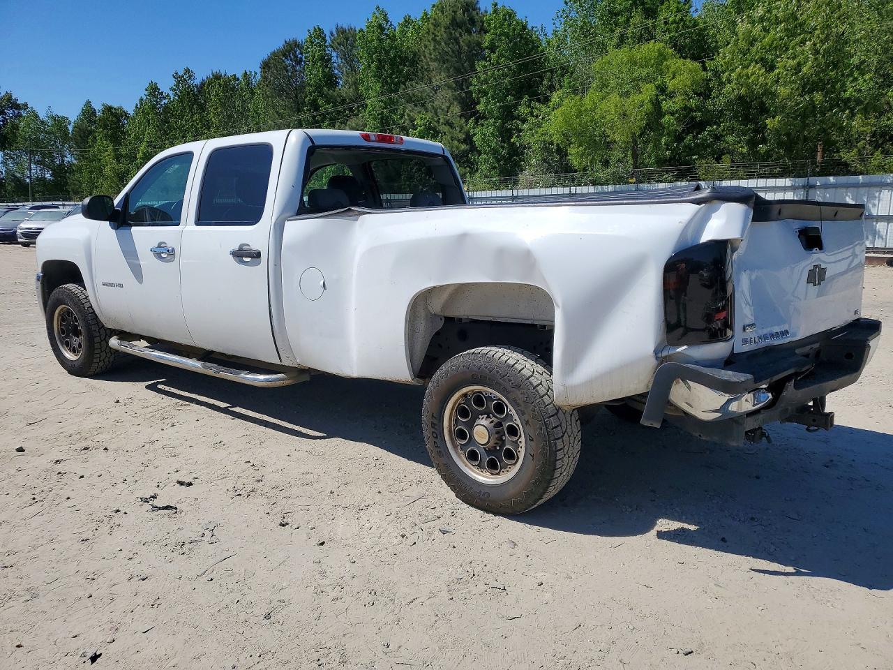 2010 CHEVROLET SILVERADO C2500 HEAVY DUTY photo 2