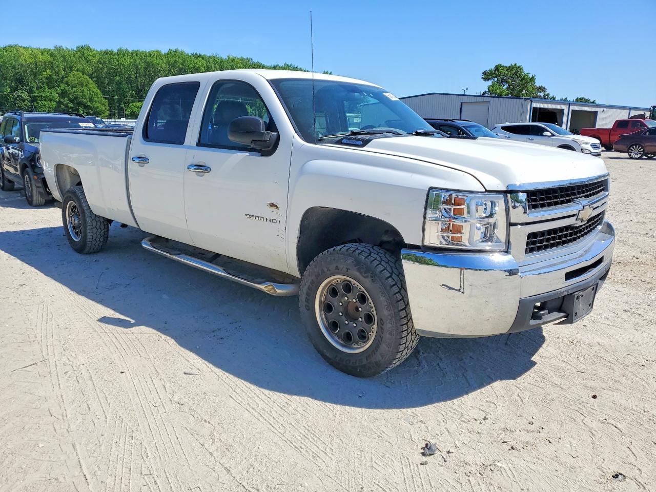 2010 CHEVROLET SILVERADO C2500 HEAVY DUTY photo 4