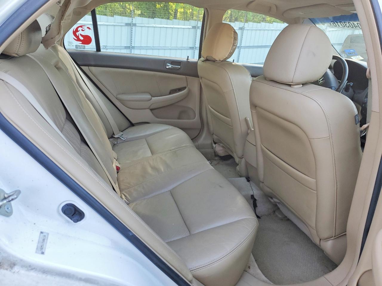 2006 HONDA ACCORD photo 19