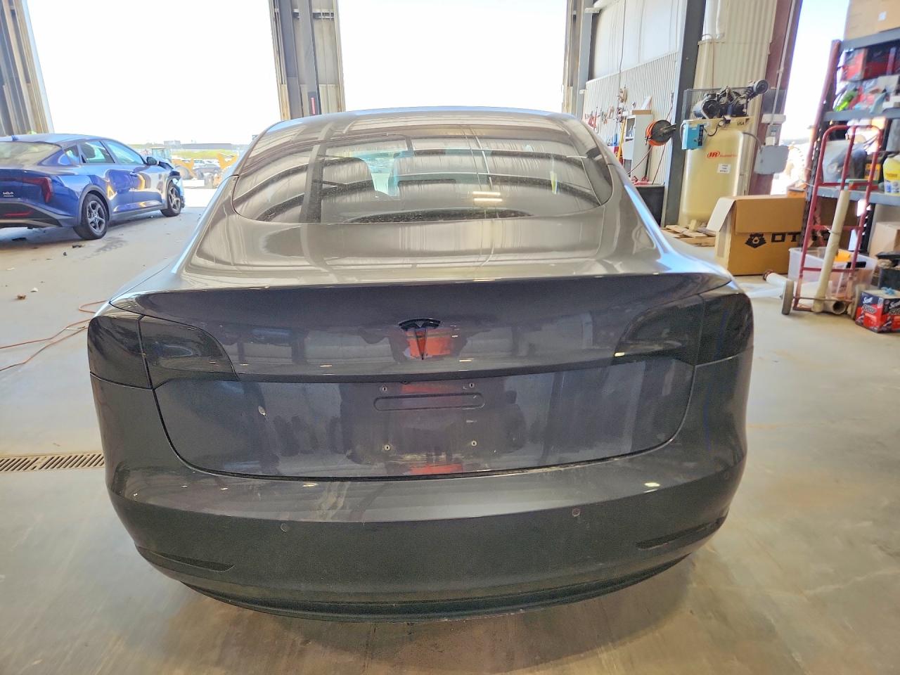 2018 TESLA MODEL 3 photo 11