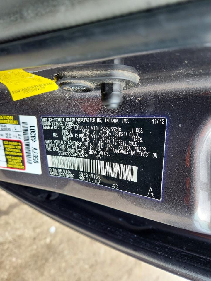 2013 TOYOTA SIENNA XLE 7-PASSENGER photo 25