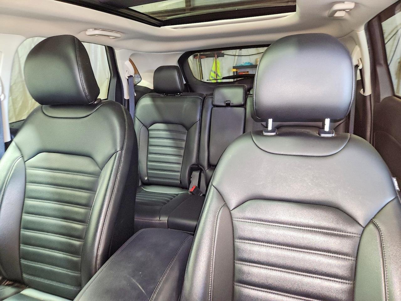 2019 FORD EDGE SEL photo 28