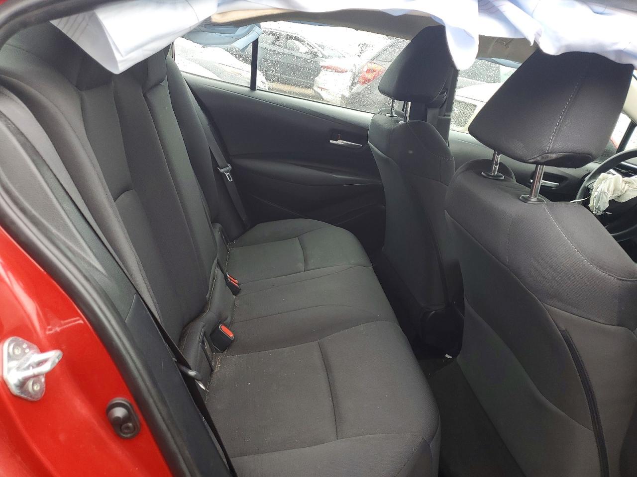 2021 TOYOTA COROLLA LE photo 19