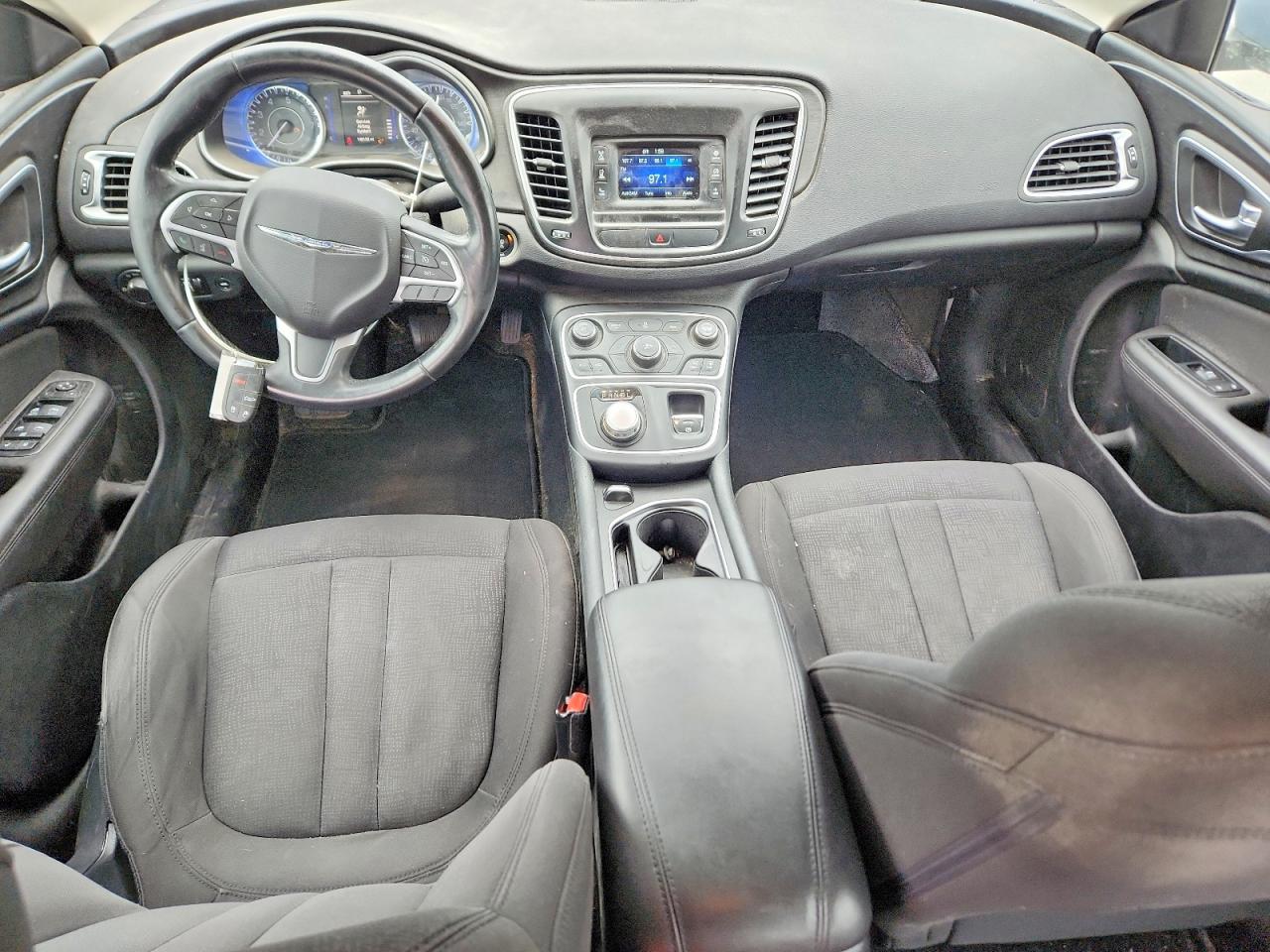 2015 CHRYSLER 200 LIMITED photo 8