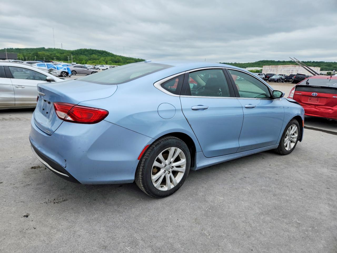 2015 CHRYSLER 200 LIMITED photo 3