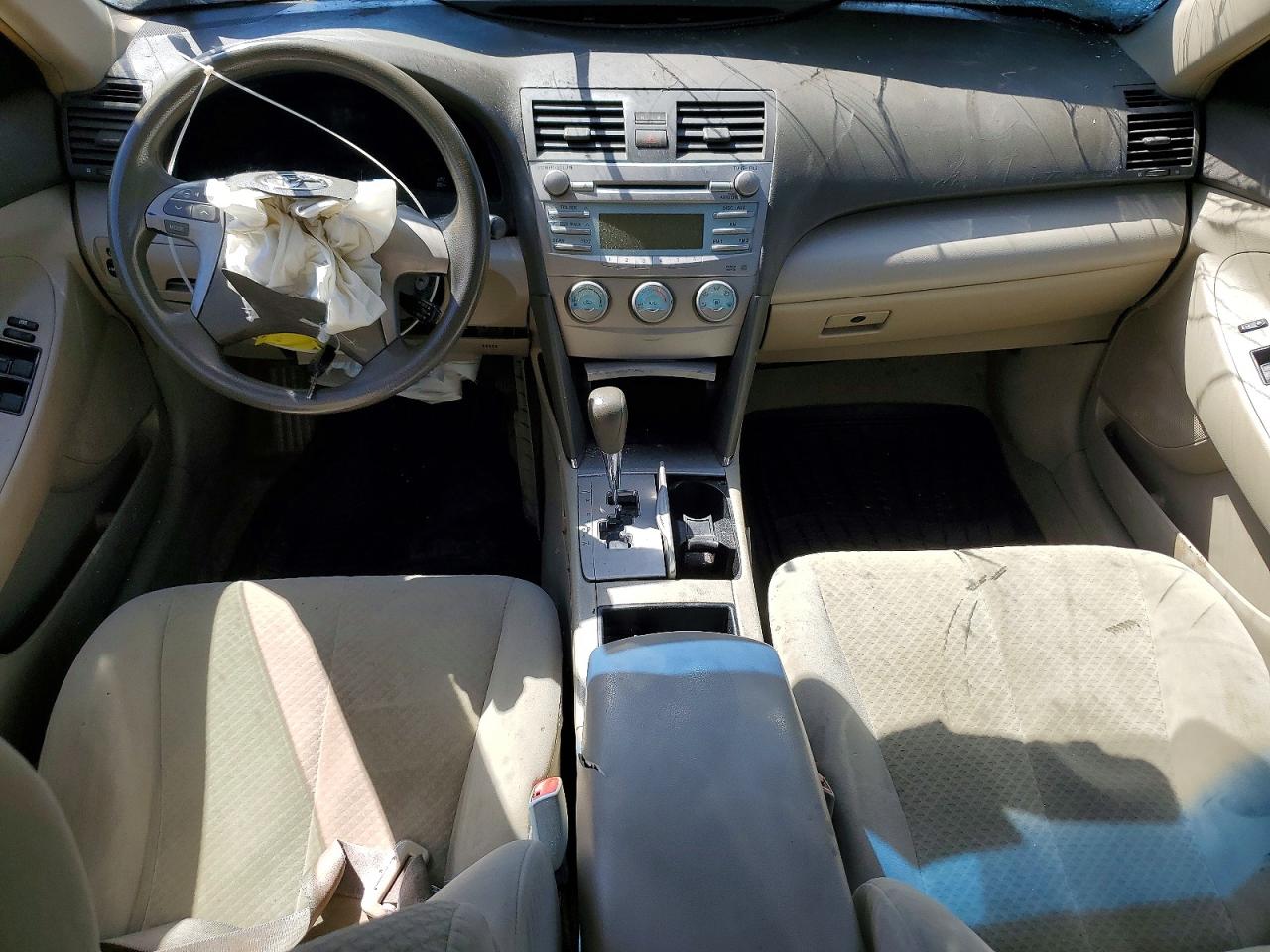2008 TOYOTA CAMRY LE photo 8