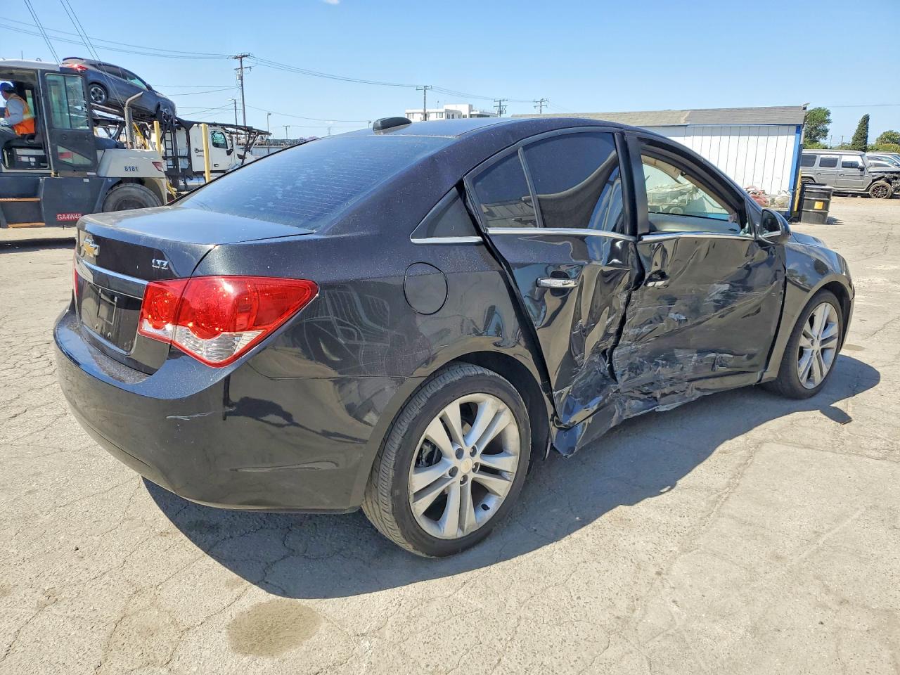 2015 CHEVROLET CRUZE LTZ photo 5