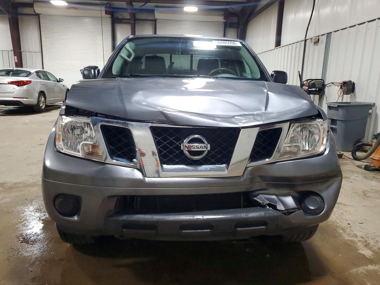 2019 NISSAN FRONTIER SV photo 13