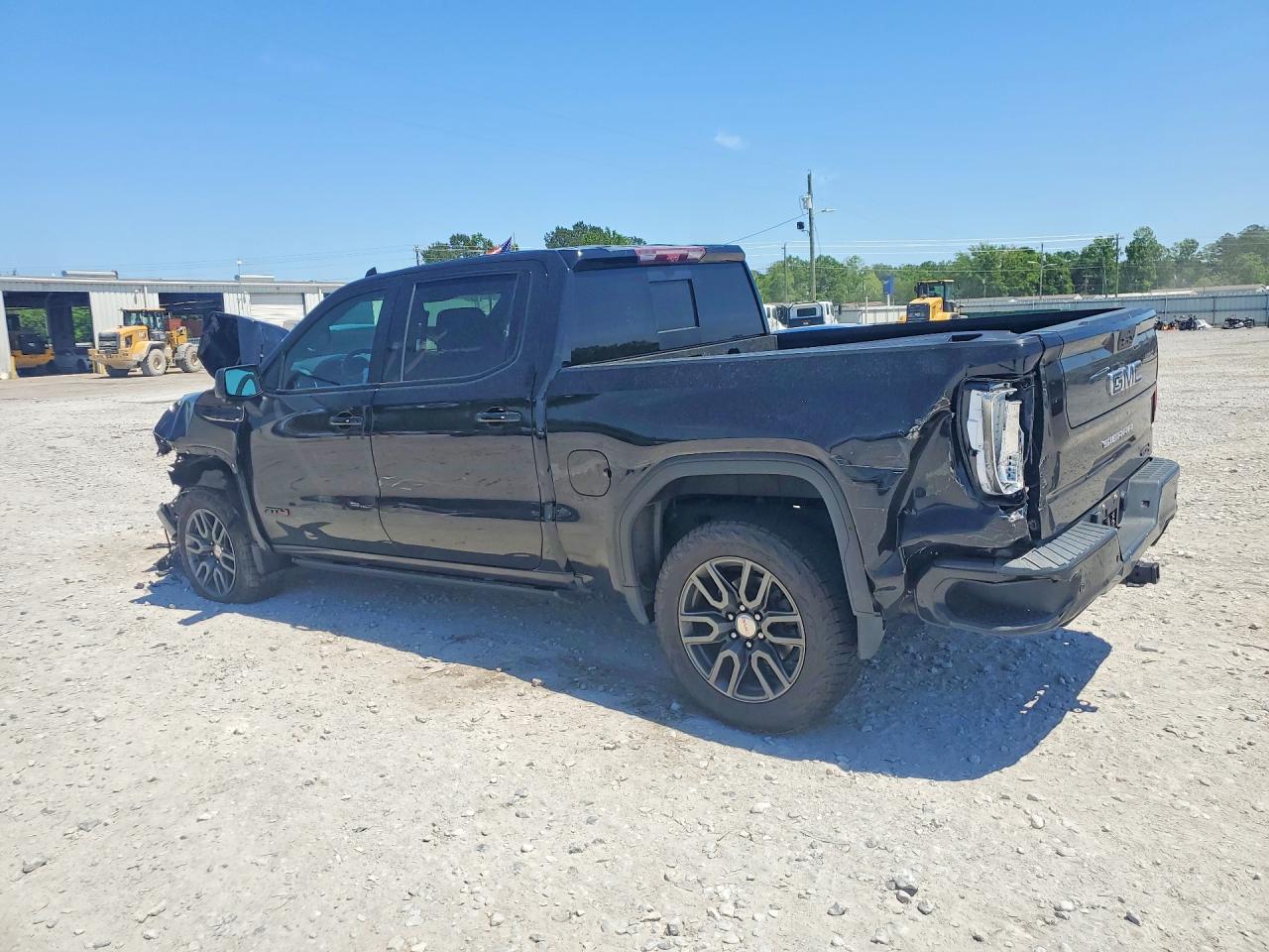 2021 GMC SIERRA K1500 AT4 photo 2