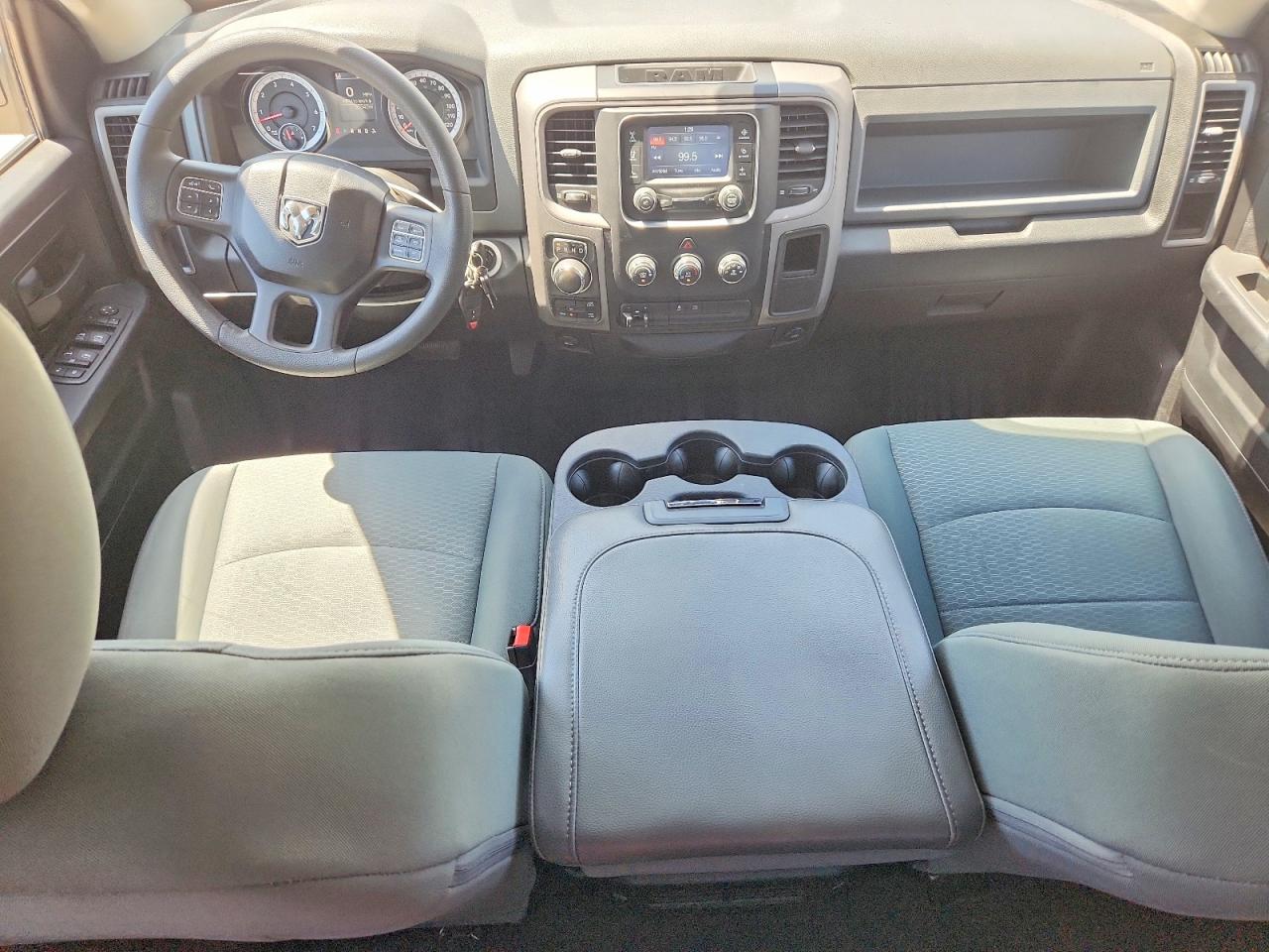 2014 RAM 1500 ST photo 22