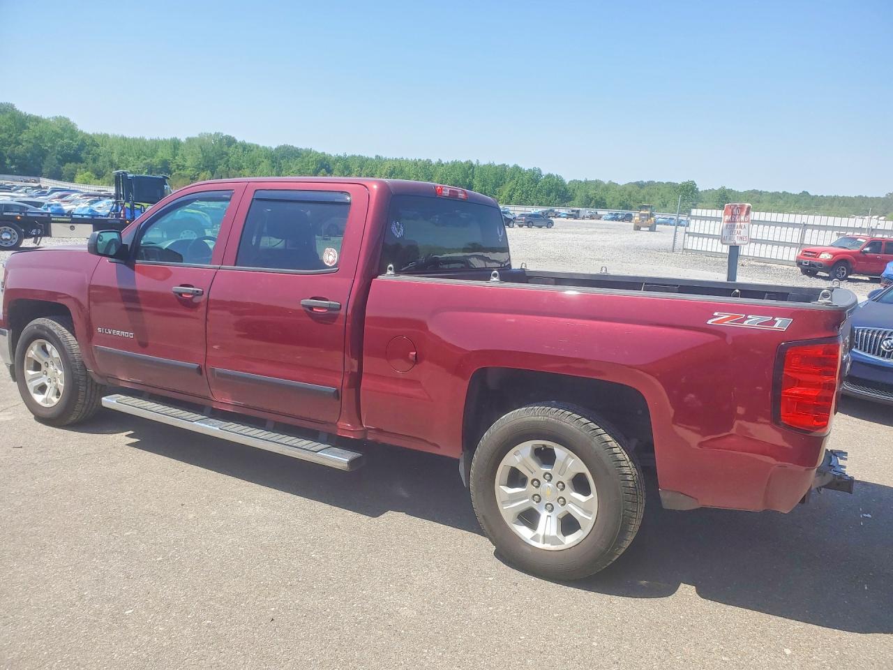 2014 CHEVROLET SILVERADO C1500 LT photo 2