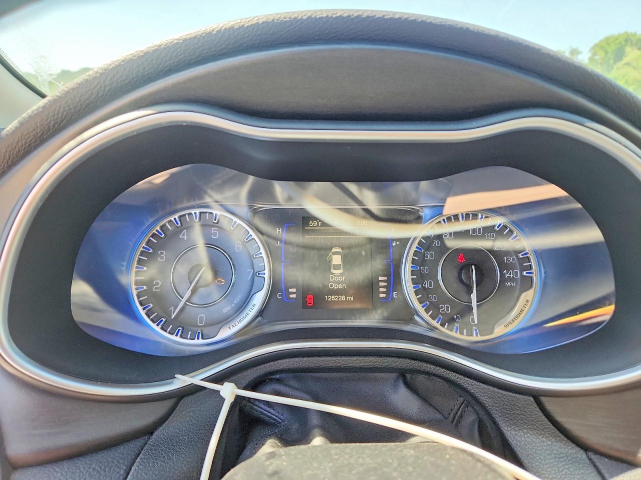 2016 CHRYSLER 200 LIMITED photo 25