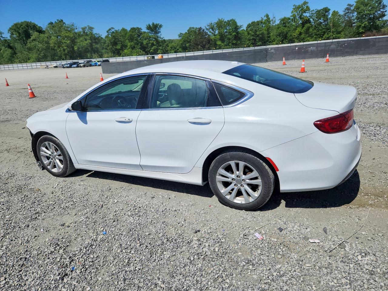 2016 CHRYSLER 200 LIMITED photo 4