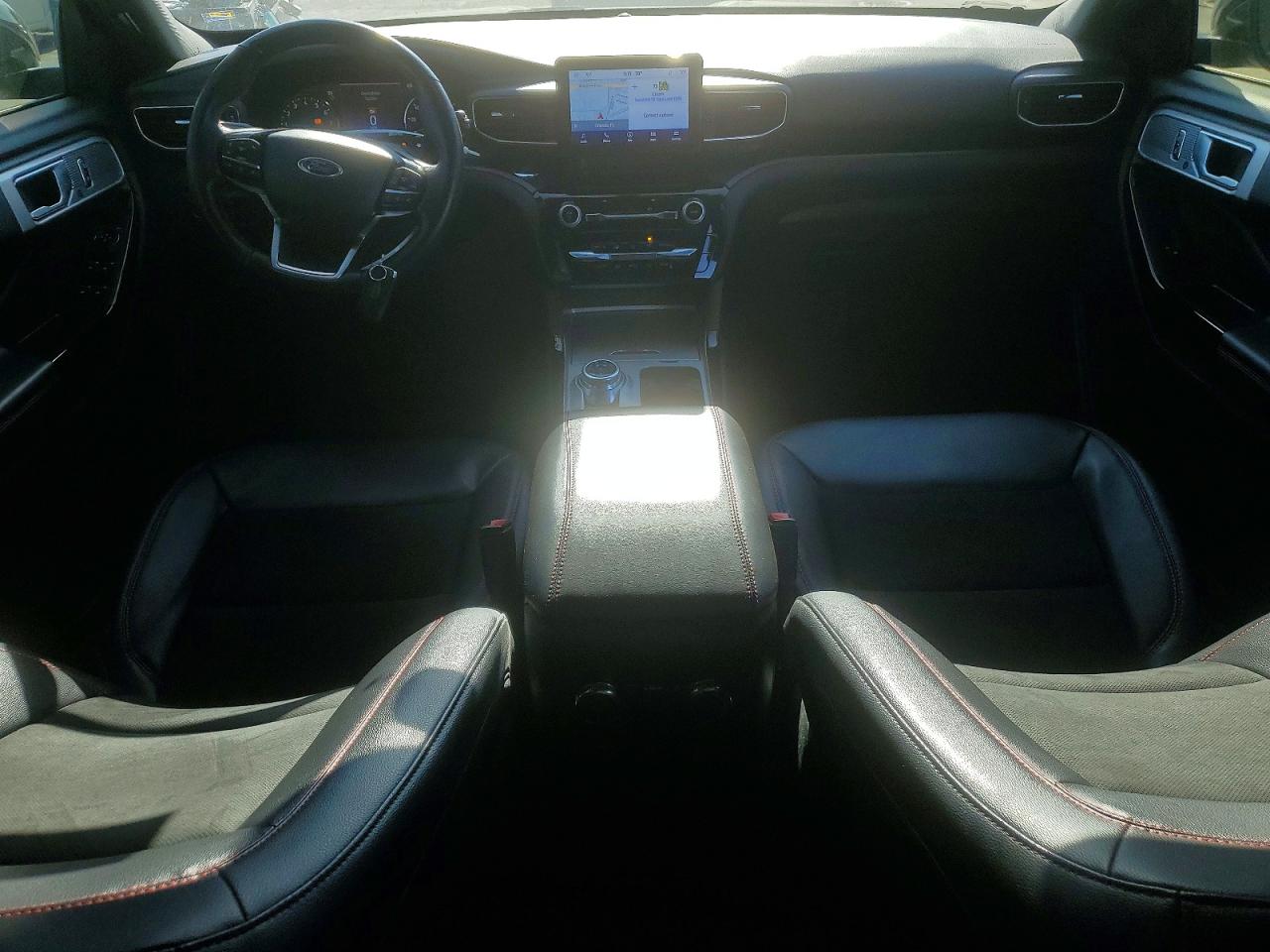 2023 FORD EXPLORER ST-LINE photo 22