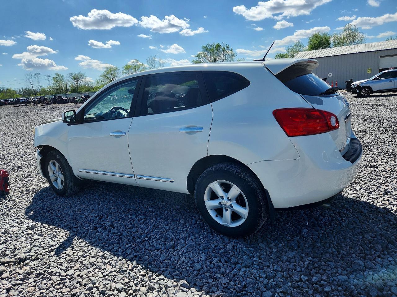 2013 NISSAN ROGUE S photo 4