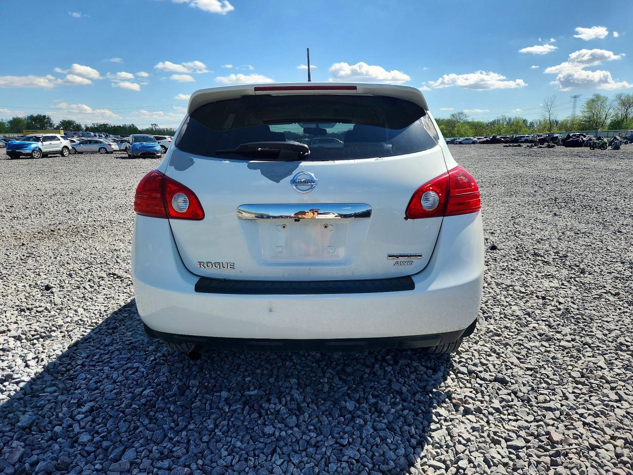 2013 NISSAN ROGUE S photo 16