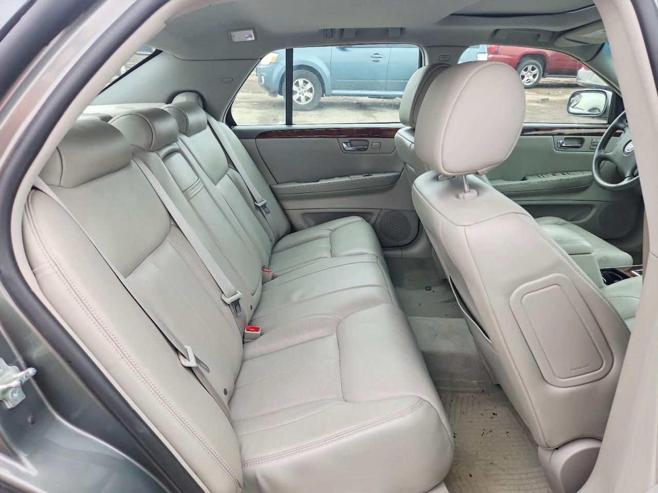 2007 CADILLAC DTS photo 10