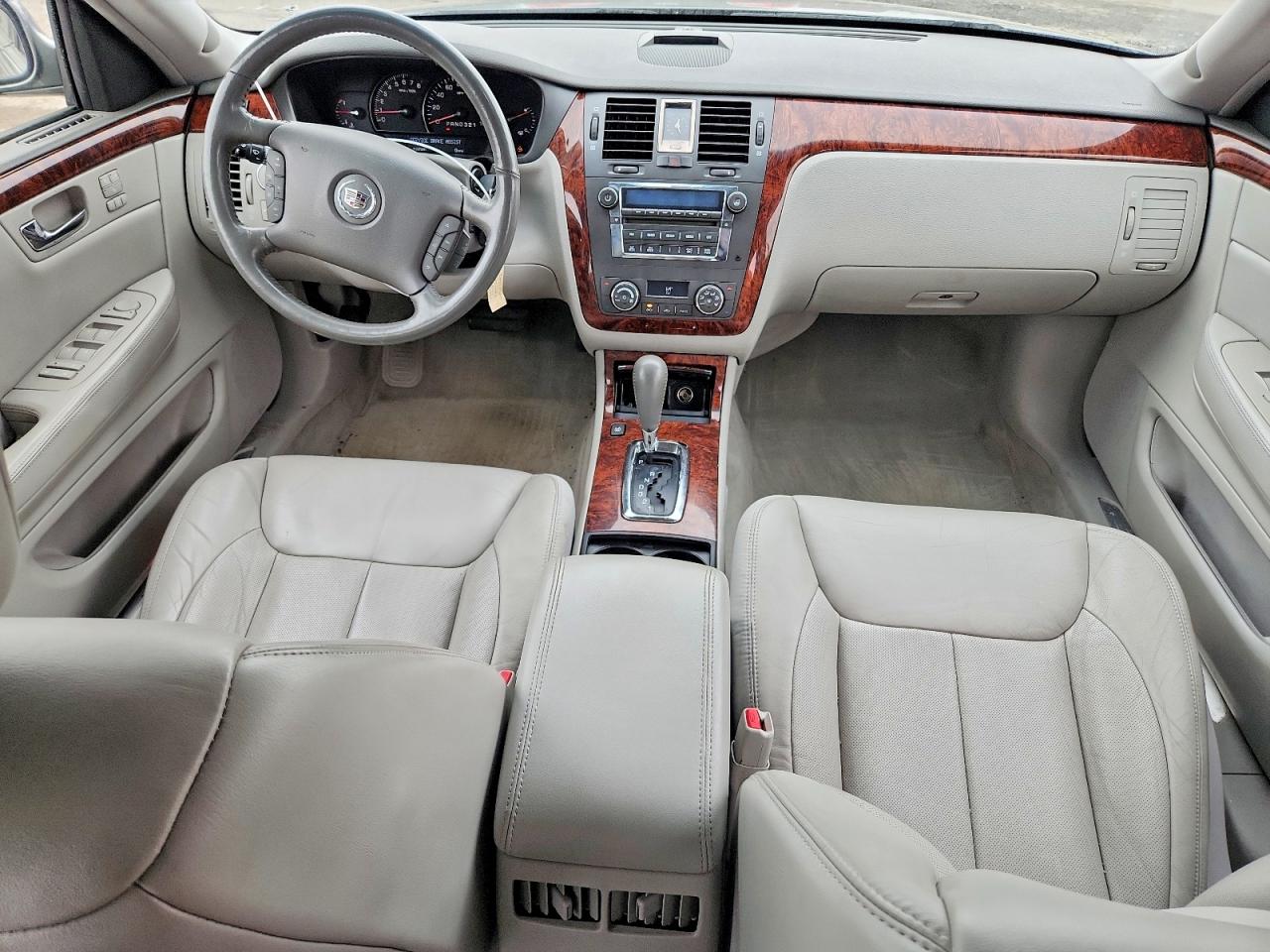 2007 CADILLAC DTS photo 8