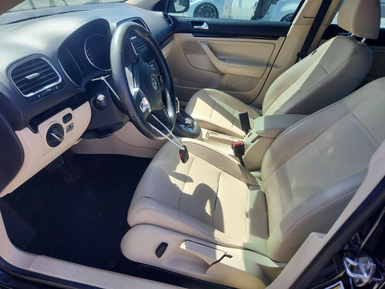 2012 VOLKSWAGEN JETTA TDI photo 19