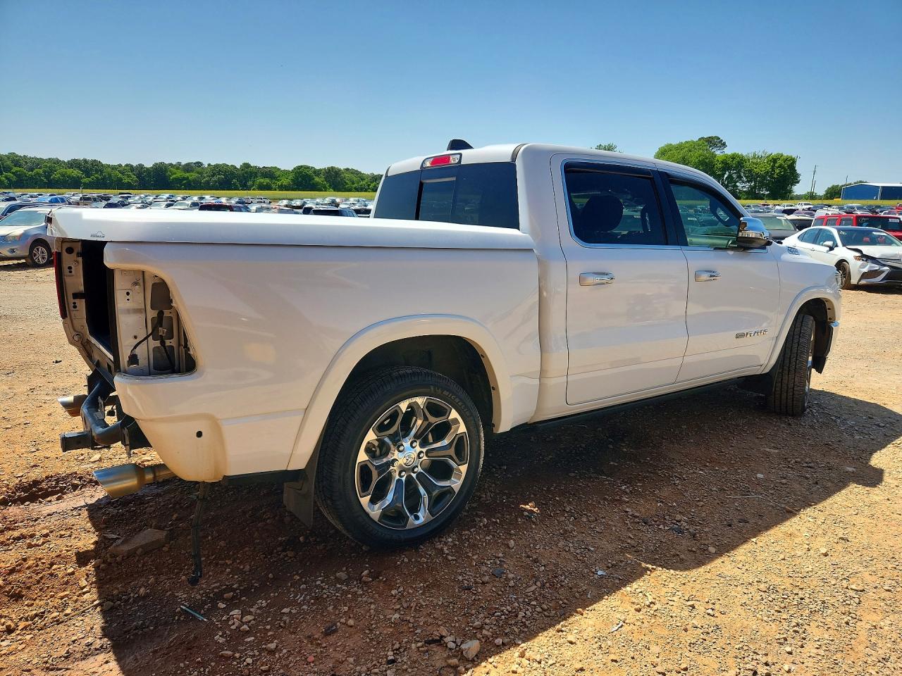 2019 RAM 1500 LONGHORN photo 3