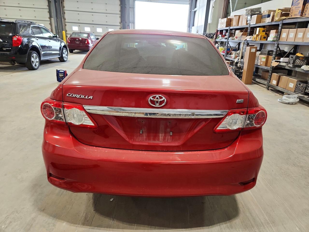 2011 TOYOTA COROLLA LE photo 6