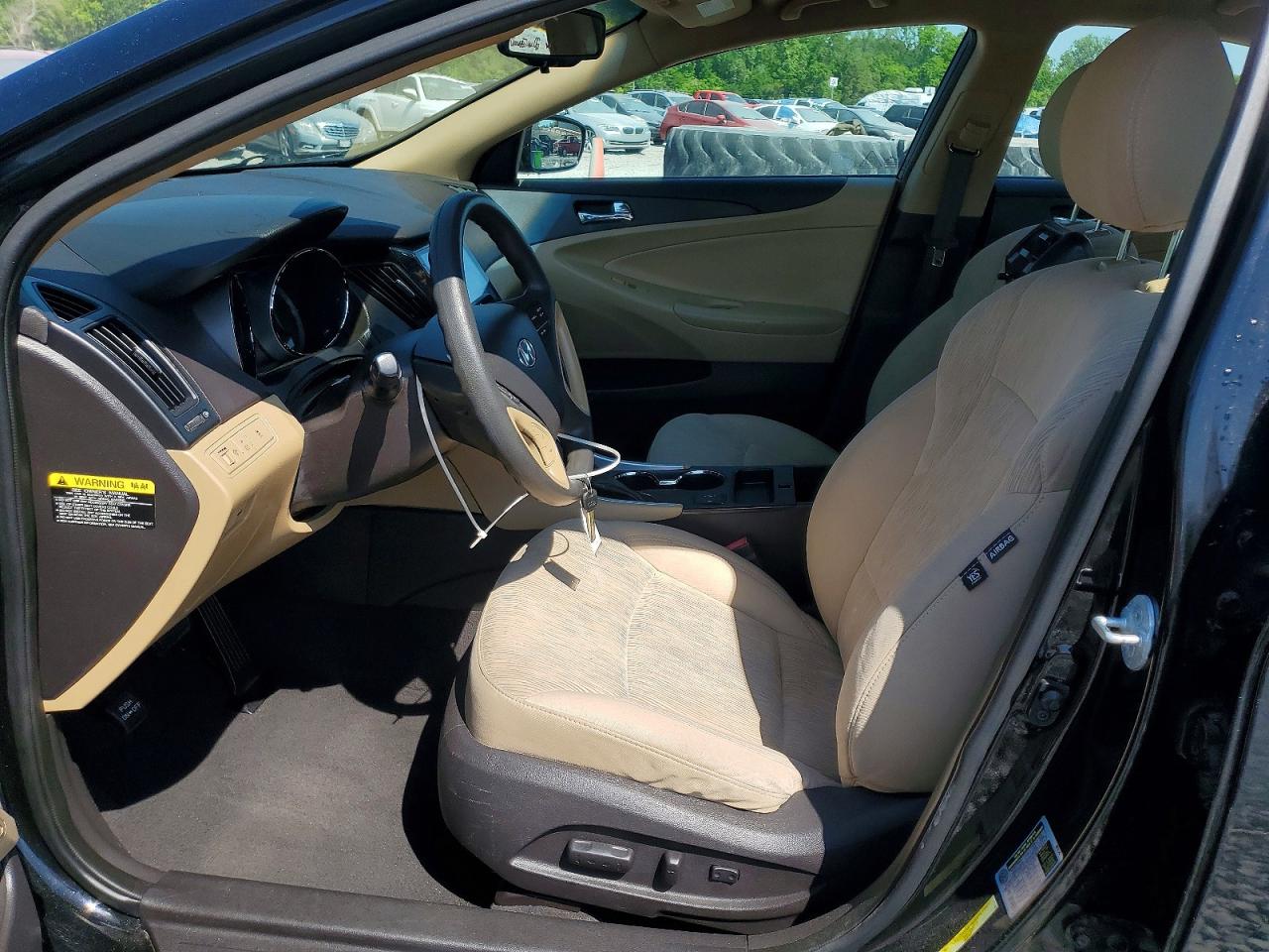 2013 HYUNDAI SONATA GLS photo 19