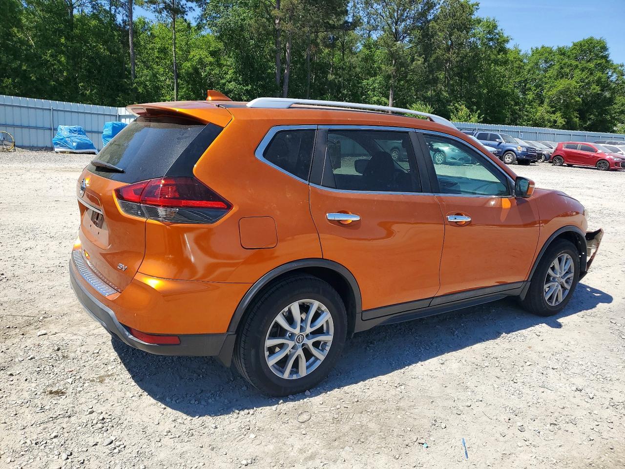 2018 NISSAN ROGUE SV photo 3
