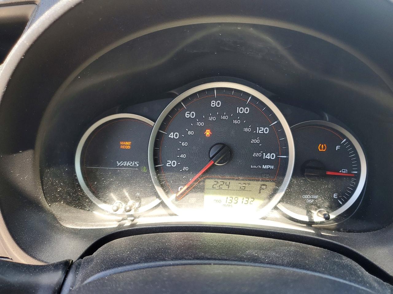 2012 TOYOTA YARIS 5-DOOR LE photo 17